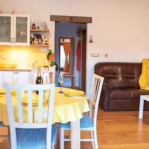  Appartement Brneti & Medicinal Botanical Garden